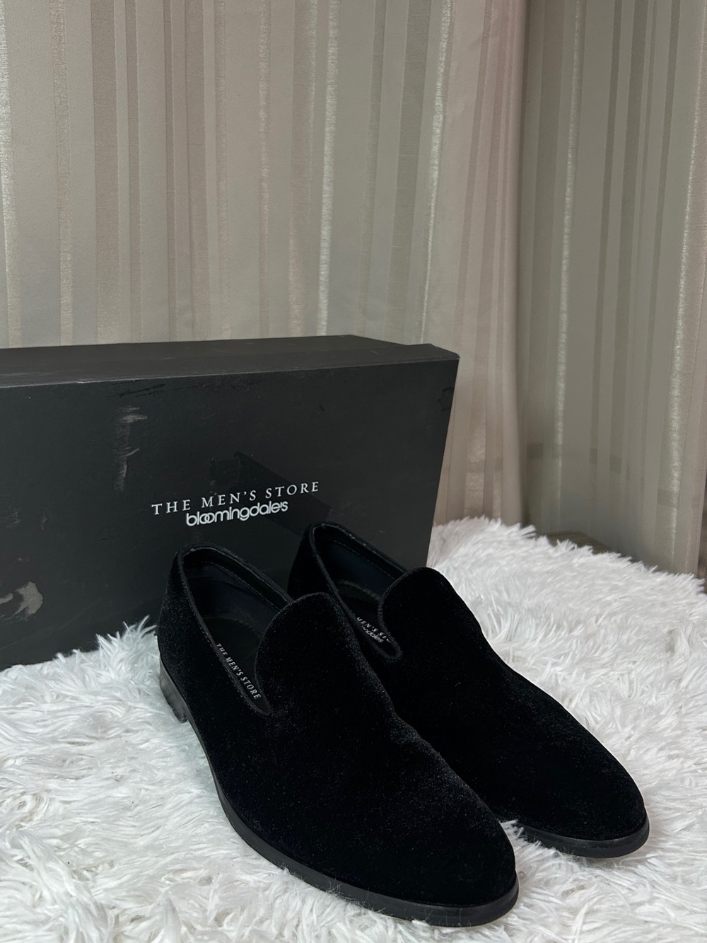 Bloomingdale's Black Velvet Slip-On Formal Loafers for Men